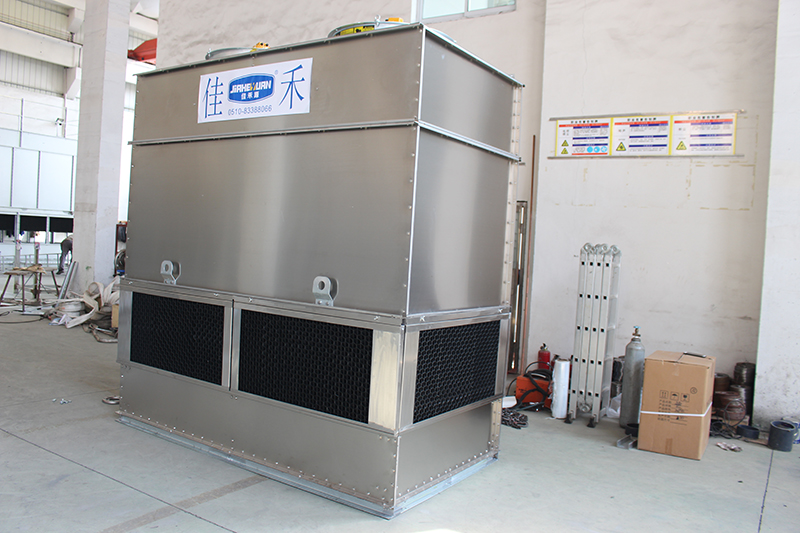 常見的橫流密閉式冷卻塔工作過程中注意事項 常見的橫流密閉式冷卻塔工作過程中注意事項